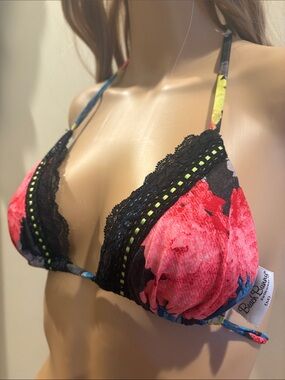 Beach Bunny Swimwear ( M ) Floral Lace Triangle Bikini Top with Black Lace Trim